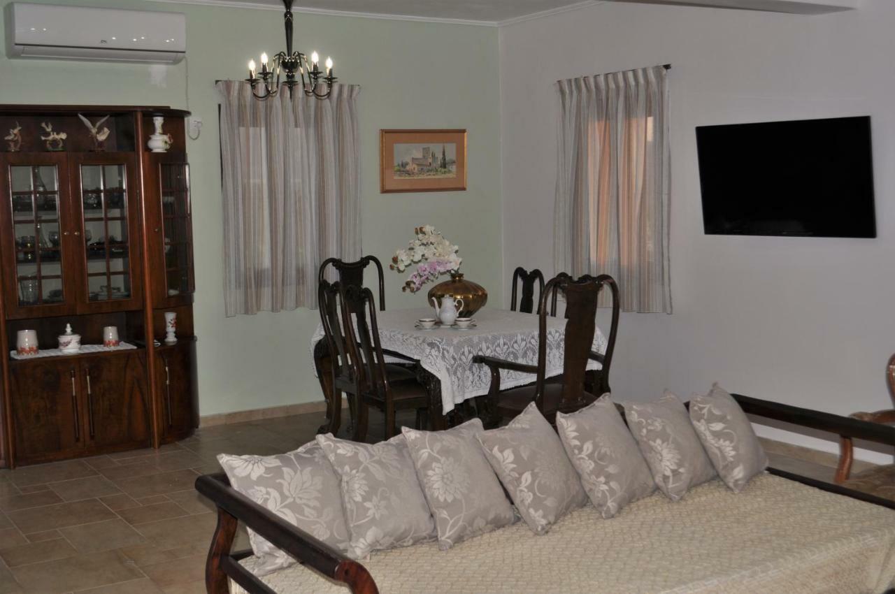 Mezapos Villa Antonis Mína Esterno foto